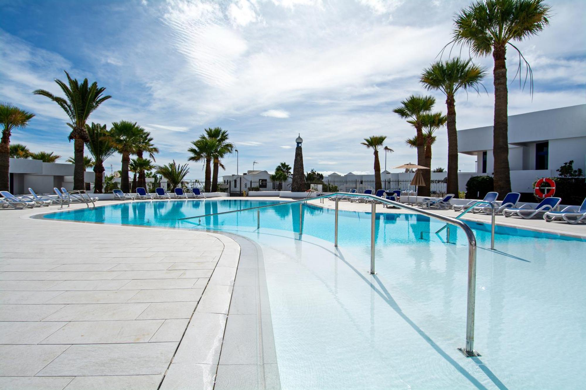Apartamentos Panorama Adults Only Пуерто дел Кармен Екстериор снимка